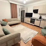 Διαμέρισμα Brand New Premium Center 7star 4bedroom2 *