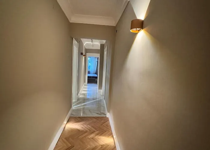 Brand New Premium Center 7star 4bedroom2