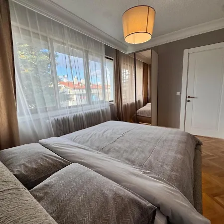 Brand New Premium Center 7star 4bedroom2