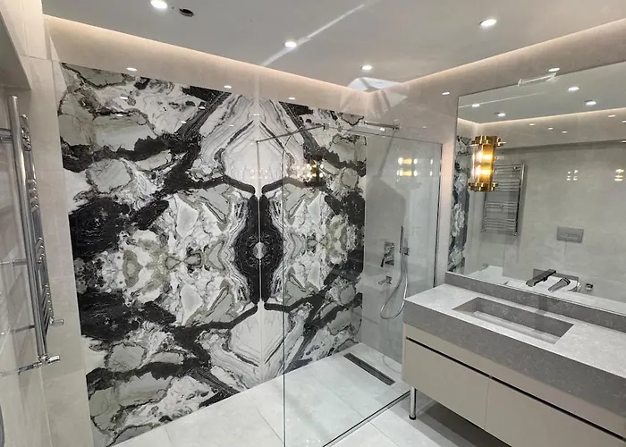 公寓 Brand New Premium Center 7star 4bedroom2 *